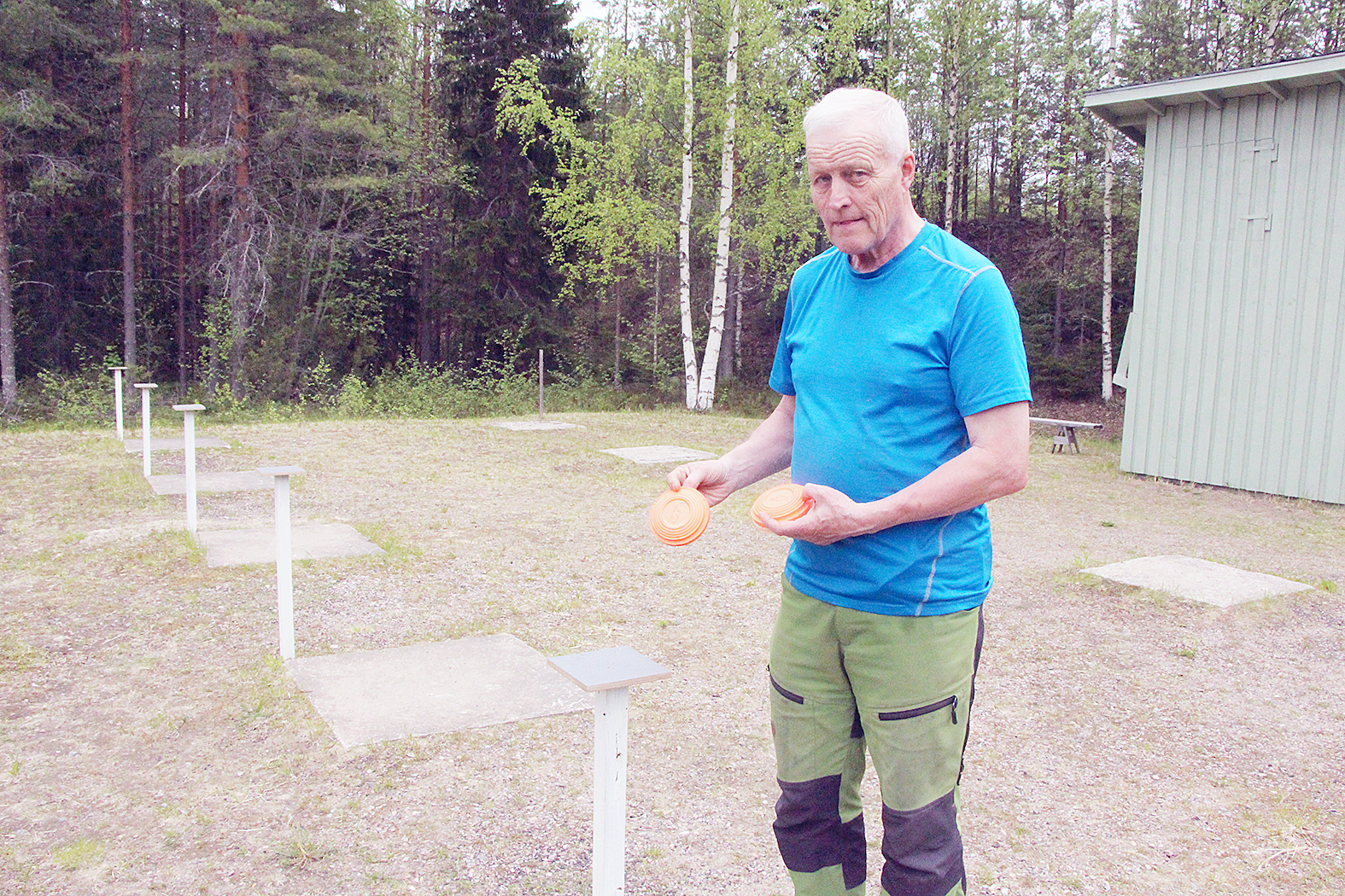 Eläkeliiton mestaruuskilpailut. Jari Gröndahlin mukaan Juuan ampumaradan suorituspaikat kuten trap-rata on kunnostettu loppuviikon kisoja varten. 