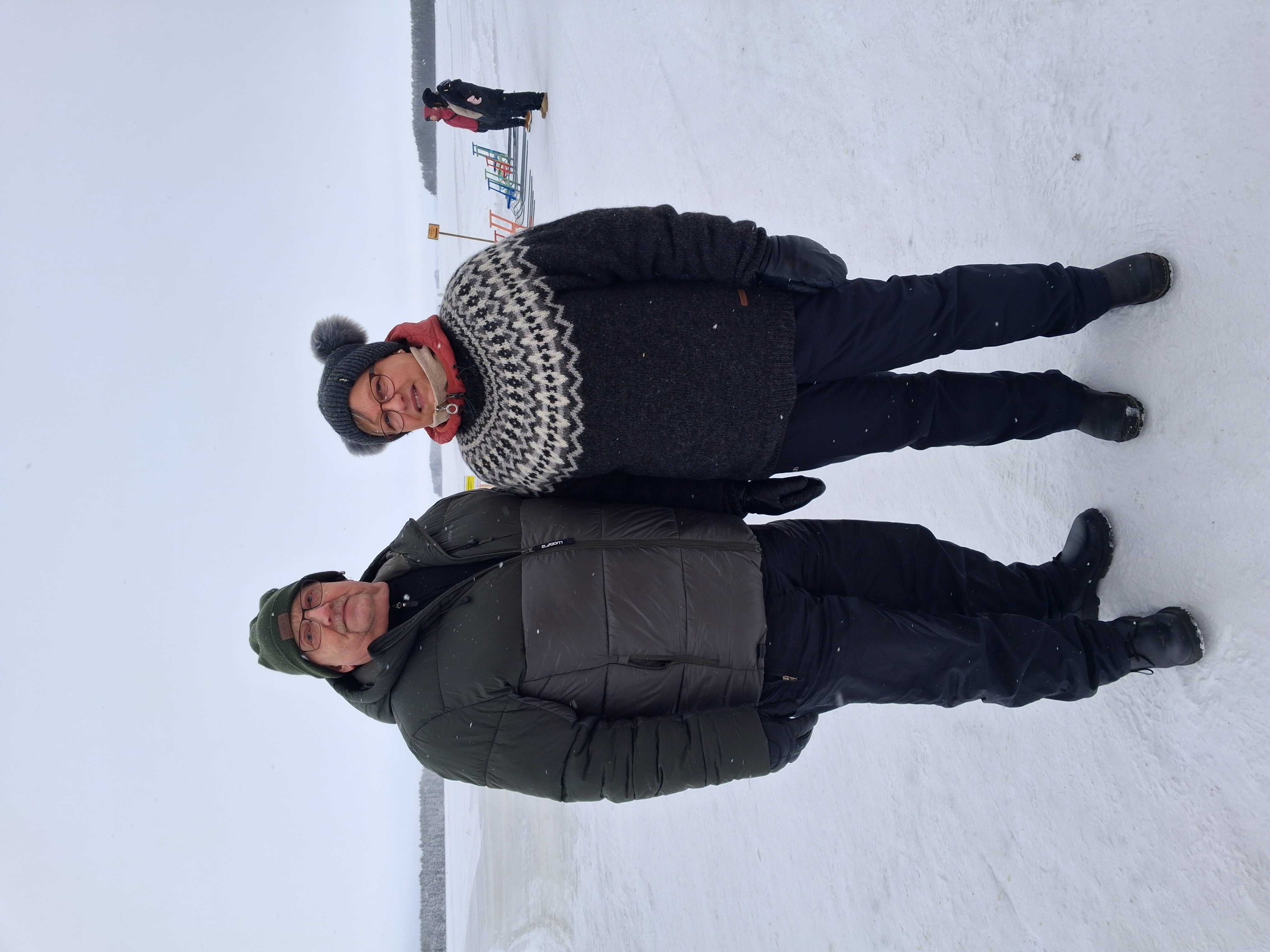 Ari ja Riitta Kokkonen Paalasmaalta ovat lähes joka vuosi käyneet kokemassa jäätien tunnelmaa.