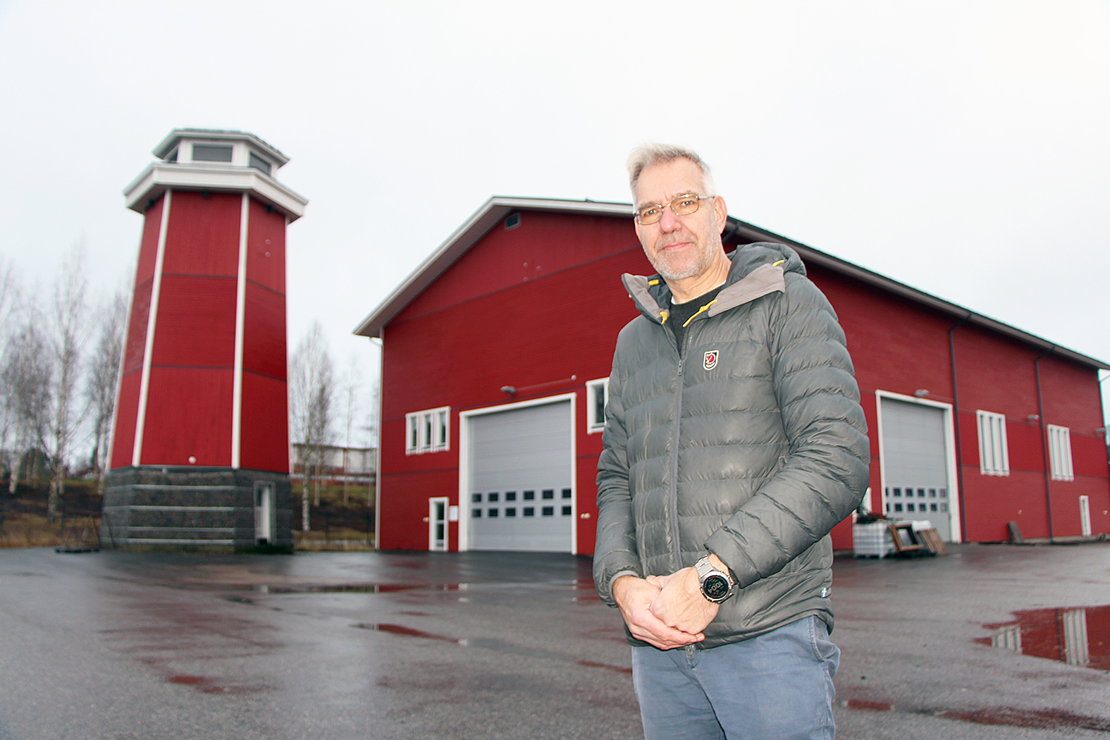 Coctio teollisuusalueelle. Kiinteistökaupan myötä Coctio siirtää keittolinjastojen kokoamisen ja tuotekehityksen Juukaan sekä rakentaa tontilla myös koekeittämön, Kai Iiskola kertoo.