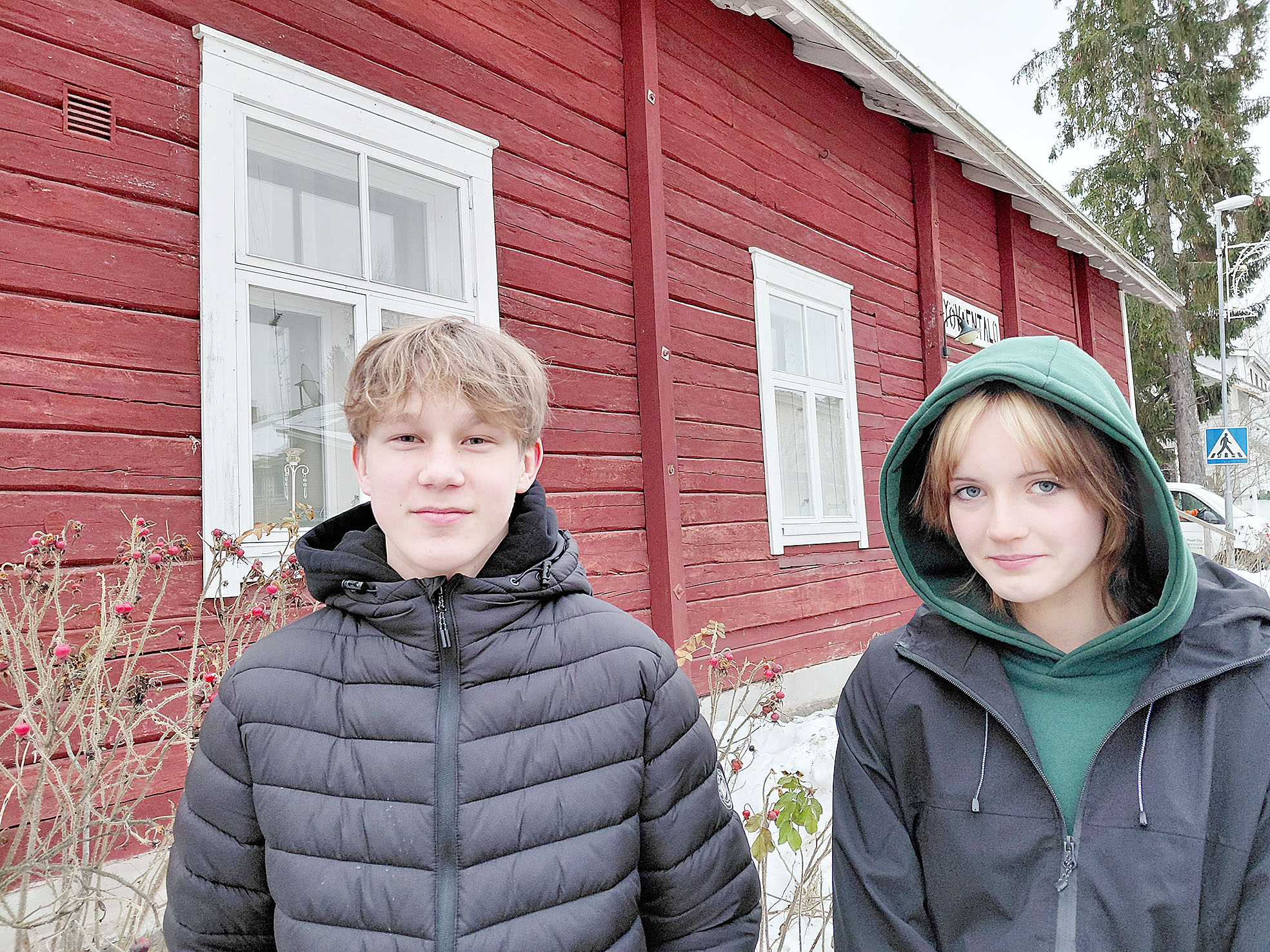 Juuso Hyttinen ja Kristiina Saveleva tulivat Kahvila Hedwigin Helmestä. Hyttisen toiveammatti on kokki, leipuri tai poliisi. Saveleva haluaisi opiskella kokiksi tai hammaslääkäriksi.
