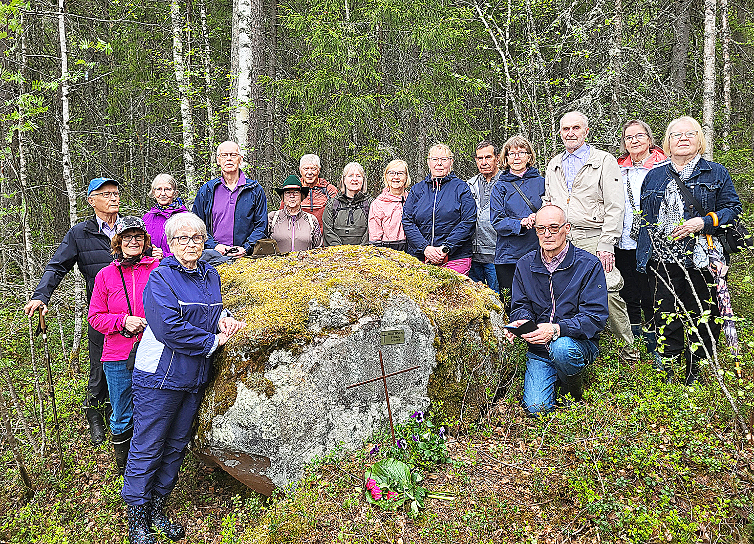 Viime kesänä kokoontui Pekka Miettisen muistomerkille Miettisten suvun serkuksia vaalimaan Pekka Miettisen kohtaloon liittyviä tapahtumia.  Muistokiveen kiinnitetyn muistolaatan paljastukseen osallistui myös Juuan Eläkkeensaajat, joiden puheenvuoron tilaisuudessa käytti yhdistyksen puheenjohtaja Jarmo Vepsäläinen.  