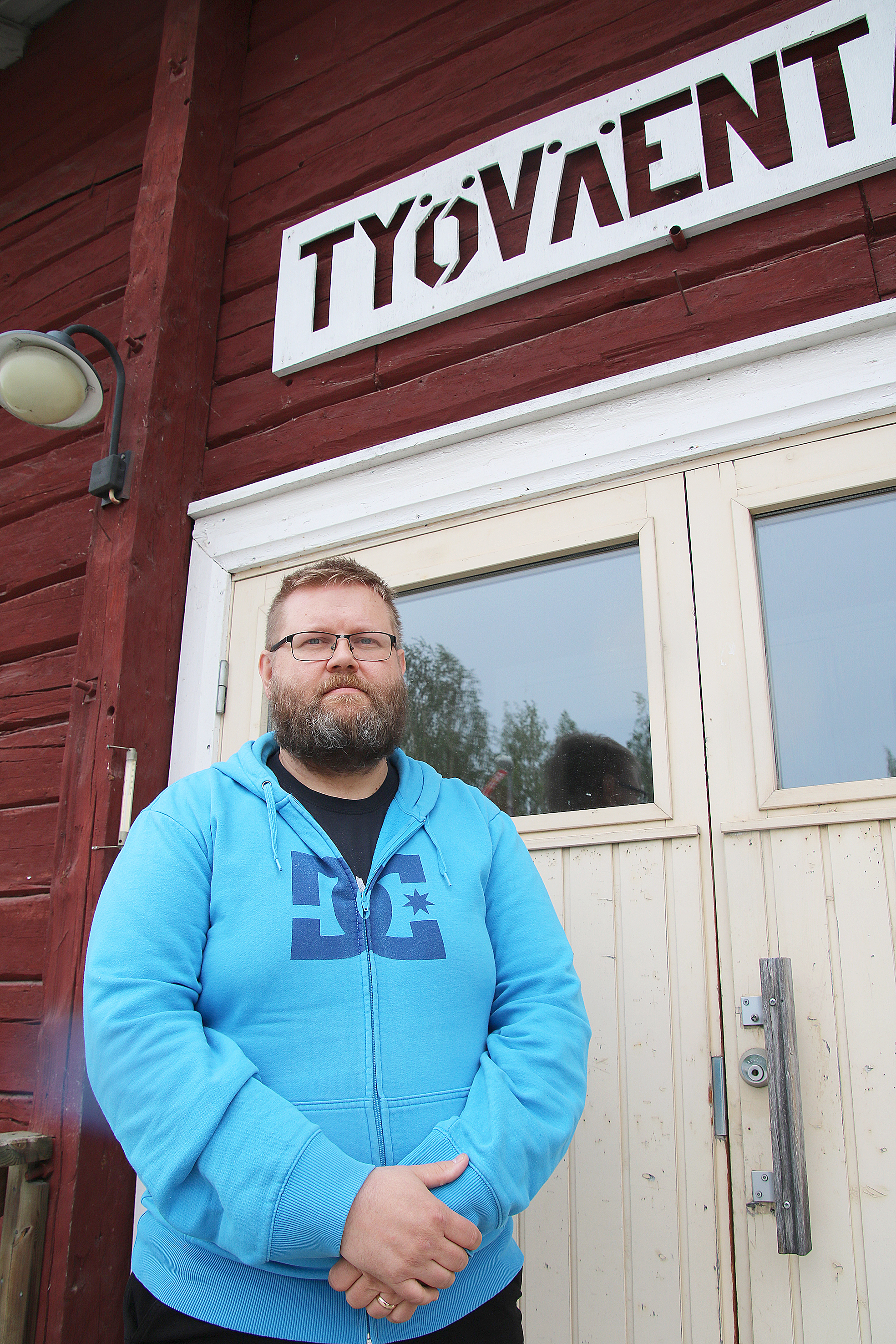 Jukka Hyttinen on mukana muun muassa työväenyhdistyksen toiminnassa.