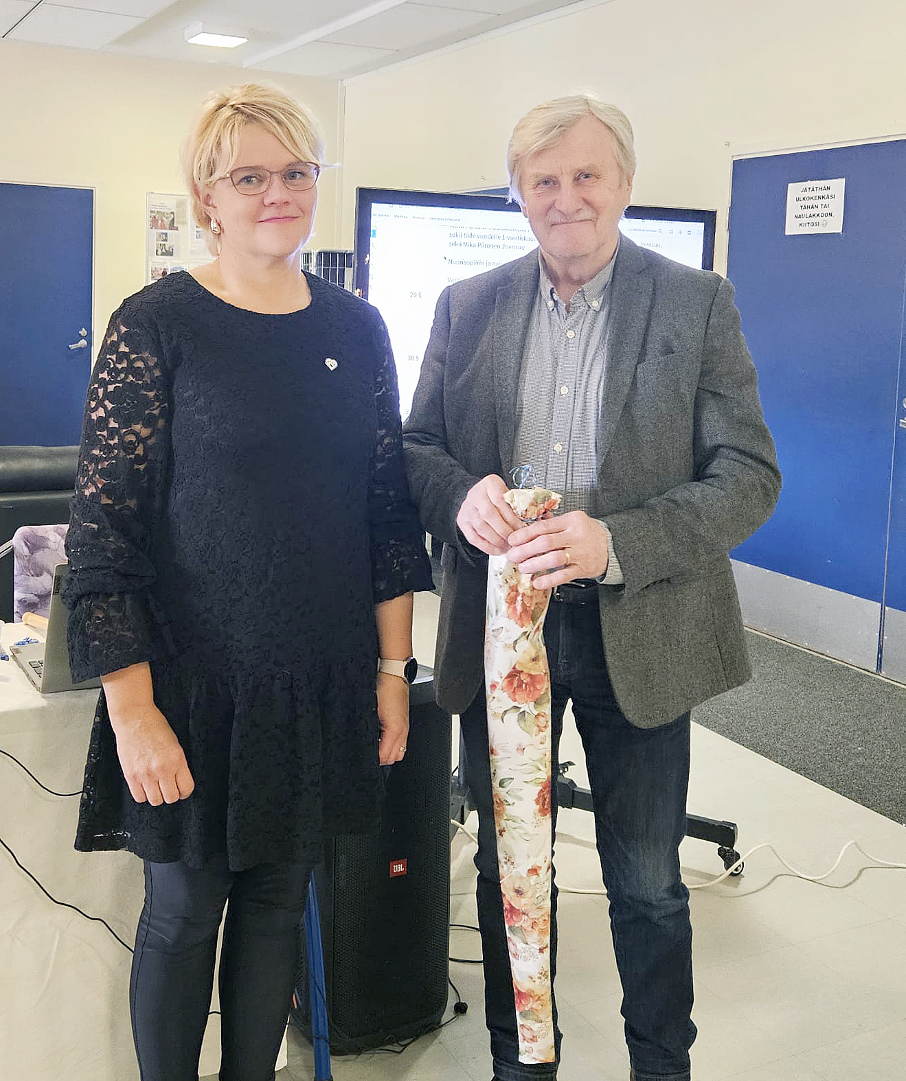 KD-piirin puheenjohtajina jatkavat Maija Silvennoinen ja Leo Ryynänen.