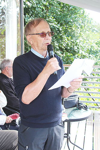 Erkki Turunen kertoi Kolin historiateosten synnystä ja sisällöstä.