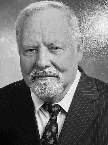 Väinö Hernesniemi 1938-2023