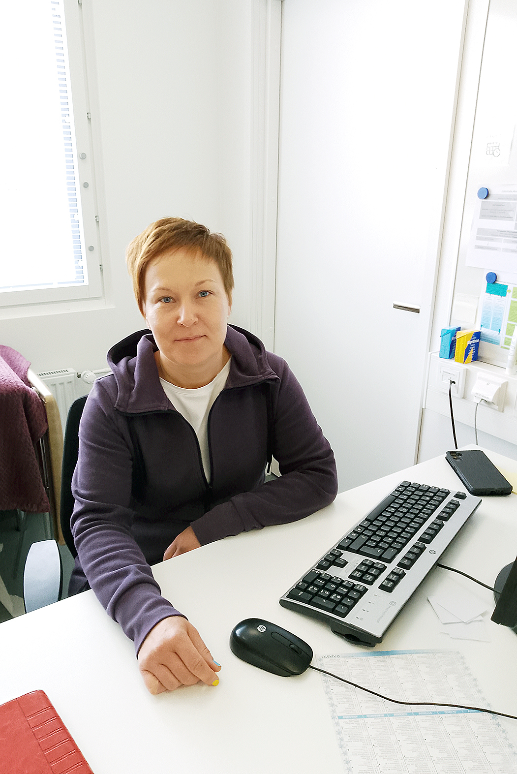 Koulukuraattori Elina Oinonen rohkaisee nuoria tutustumaan niin koulukuraattorin, terveydenhoitajan kuin koulupsykologin kanssa tehtävään työhön.