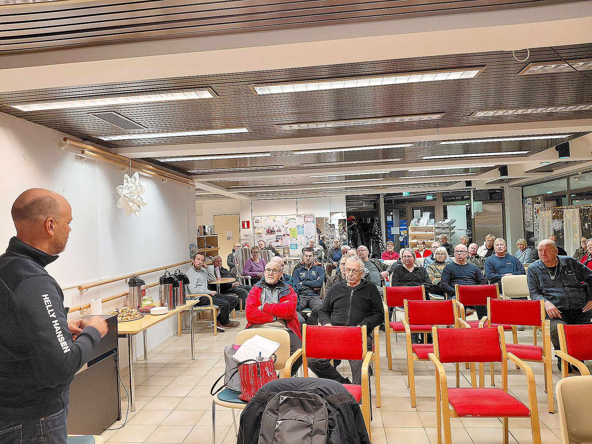 Ellinkulman Suurpetoillassa oli yli 40 kiinnostunutta. 