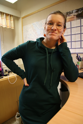 Anne Niskanen luonnehtii työnkuvaansa hyvinvointipäällikkönä hyvin laaja-alaiseksi.