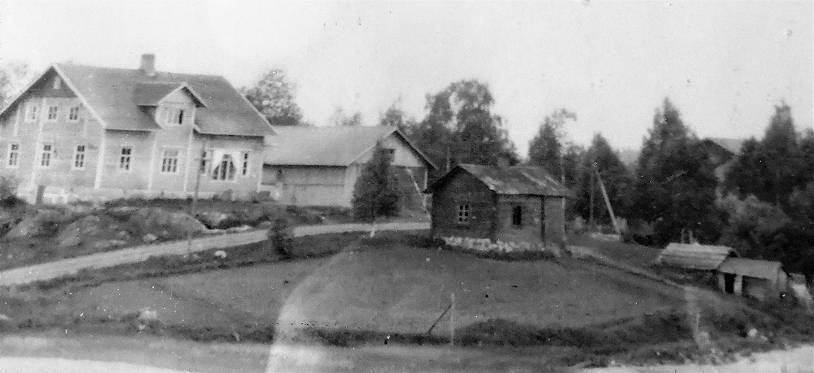 Pöyhösen kauppa ja Aunen syntymämökki Keski-Vuokossa. 