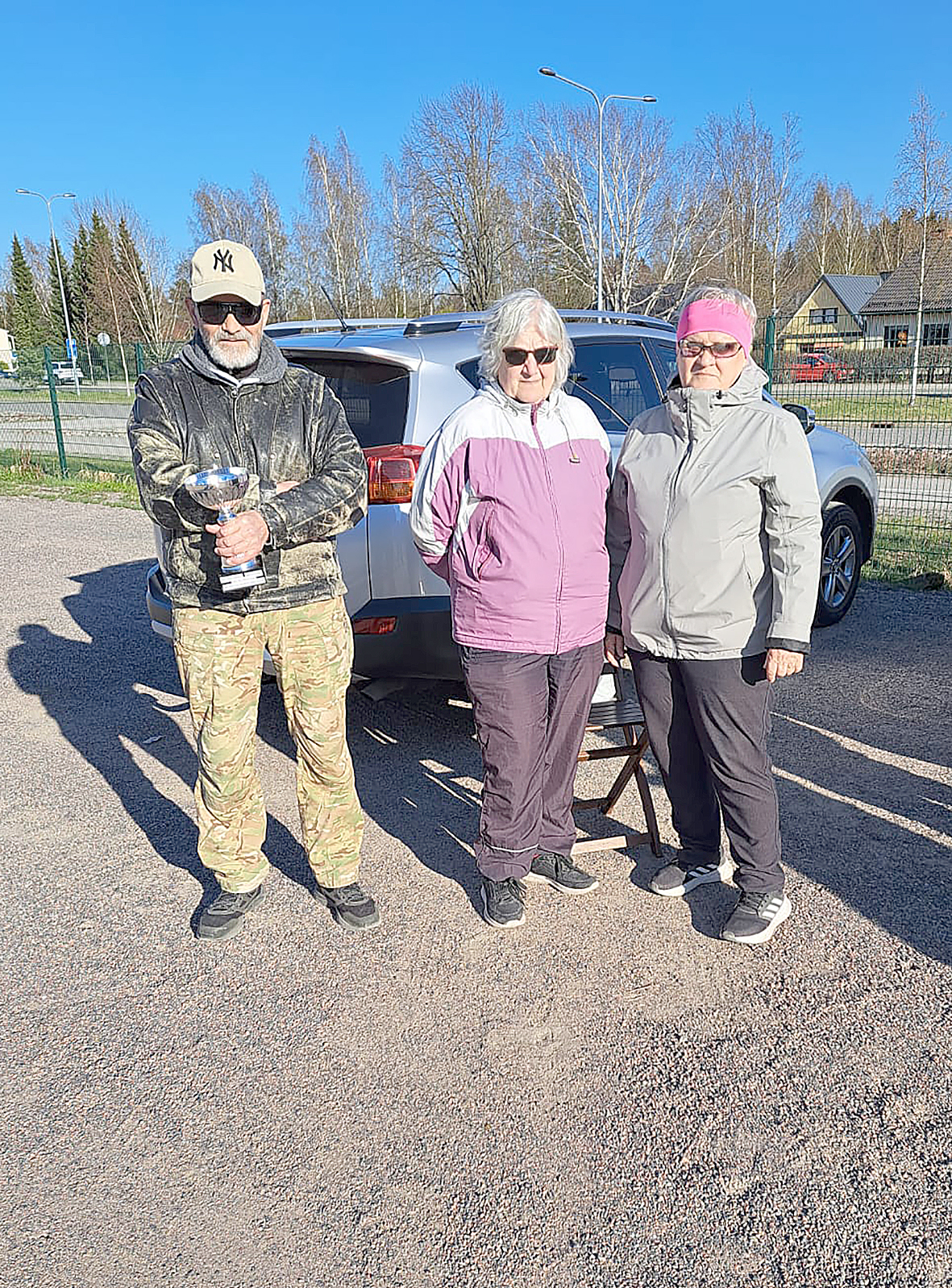 Mölkkykisan finalistit ja kolme parasta olivat Pertti Turunen, Inge-May Lehikoinen ja Seija Ruokolainen.