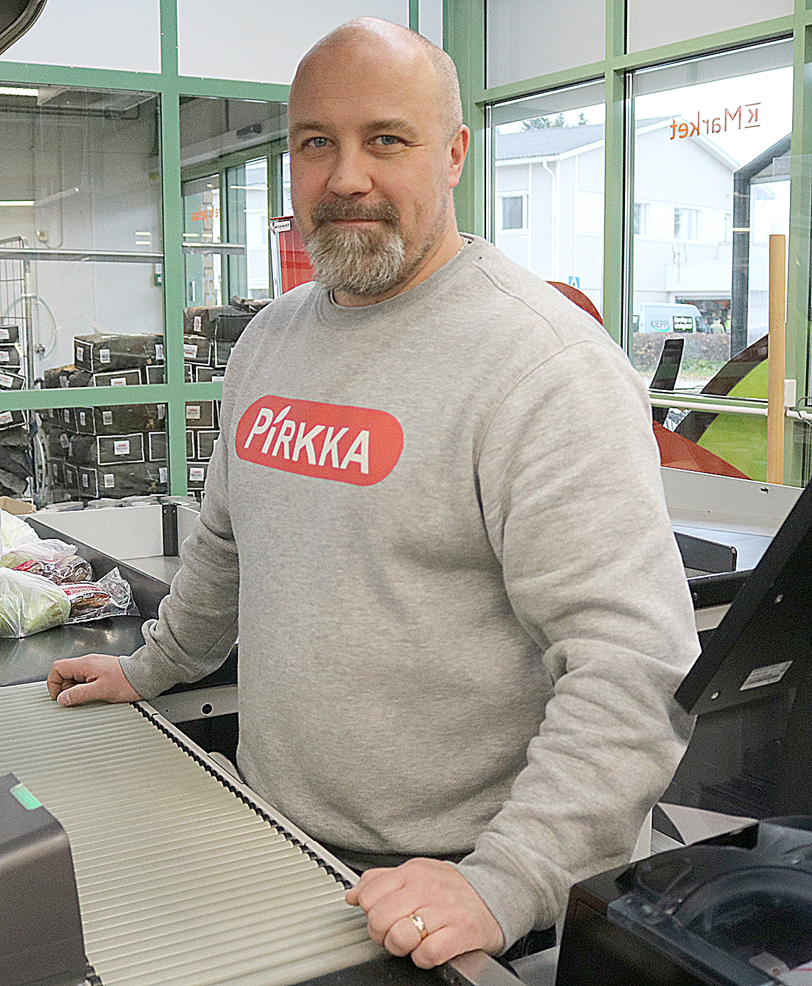 Kaupan ala alkoi kiinnostaa Heikki Ikosta jo kouluaikoina.