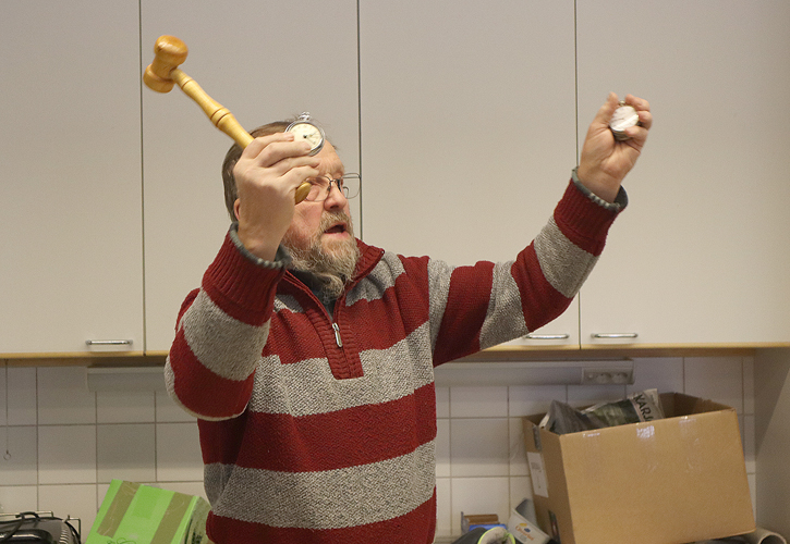 Meklari Erkki Tahvanainen vauhdissa.