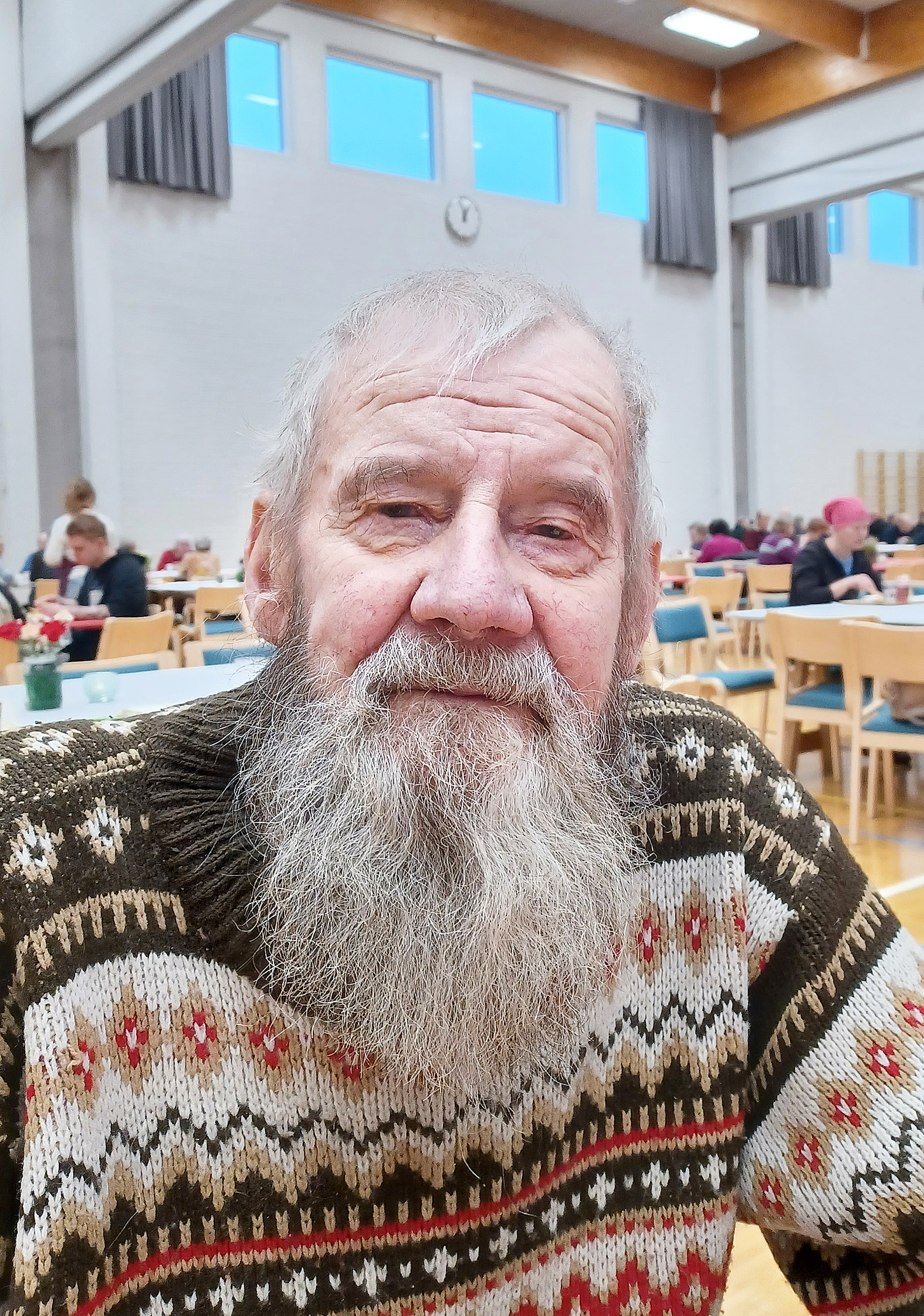 Martti Ollilainen oli oikein tyytyväinen ruokailuun.
