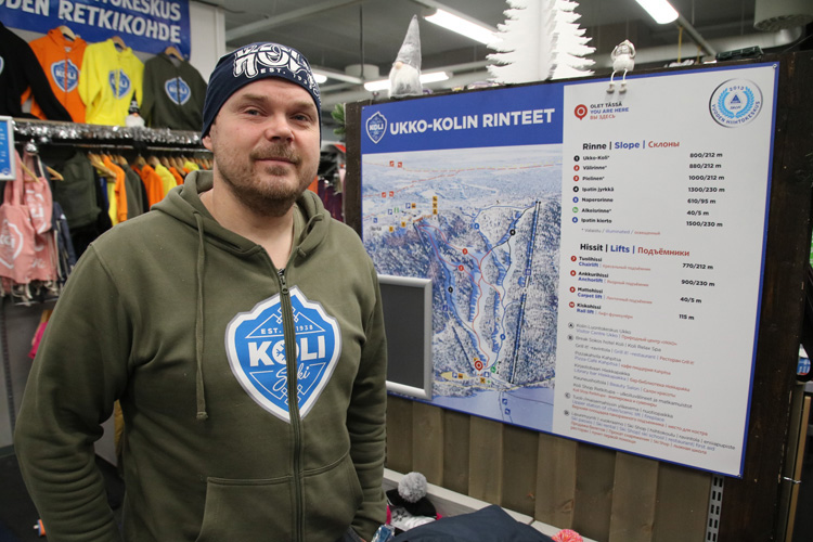 Ukko-Kolin rinteiden rinnepäälliköllä Janne Jetsosella on suuret odotukset tulevaa kautta ajatellen. Syksyn muuttuminen talveksi on ollut toivotunlainen.