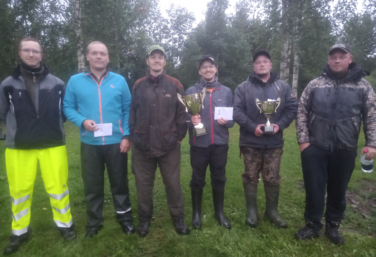 Keskellä voittajat Janne Ja Markus Ovaskainen. Vasemmalla kahden edellisen vuoden mestarit, nyt toiseksi sijoittuneet iittiläiset Henri Laakkonen ja Eetu virta. Kolmanneksi tulivat Antti Kotipohja ja Joni Koivuselkä. Kuva Arsi Tanskanen