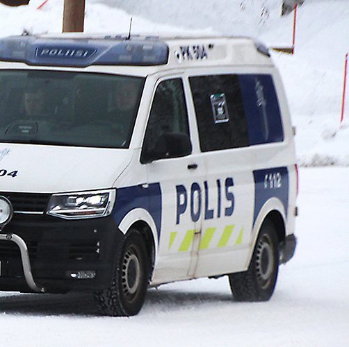 Poliisi epäilee skootteriin törmännyttä henkilöauton kuljettajaa törkeästä rattijuopumuksesta ja törkeästä liikenneturvallisuuden vaaarantamisesta. VS-arkistokuva