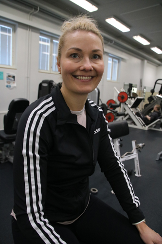 Riitta Karppinen haluaa parantaa kuntalaisten hyvinvointia aktivoimalla heitä liikkumaan entistä monipuolisemmin.